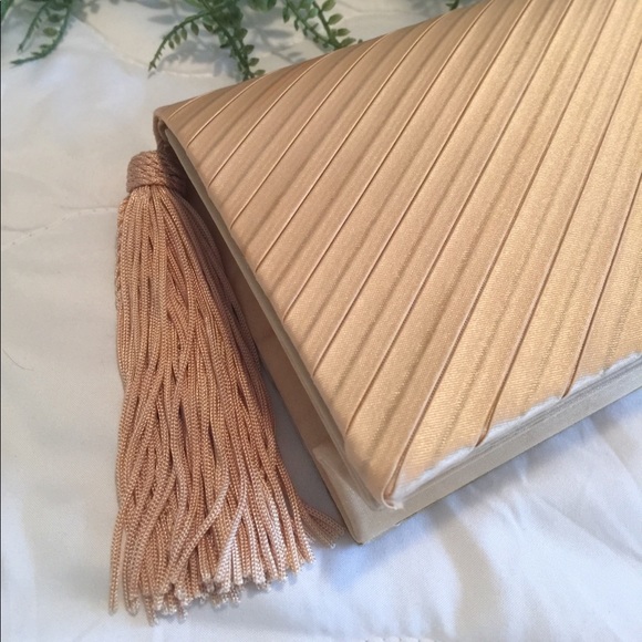 Vintage Handbags - Vintage : Champagne Pleated Satin Tassel Handbag